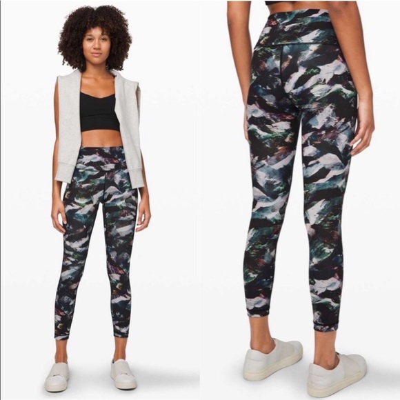 lululemon athletica Pants - Lululemon Wunder Under 25” Full On Luxtreme Glacier Camo